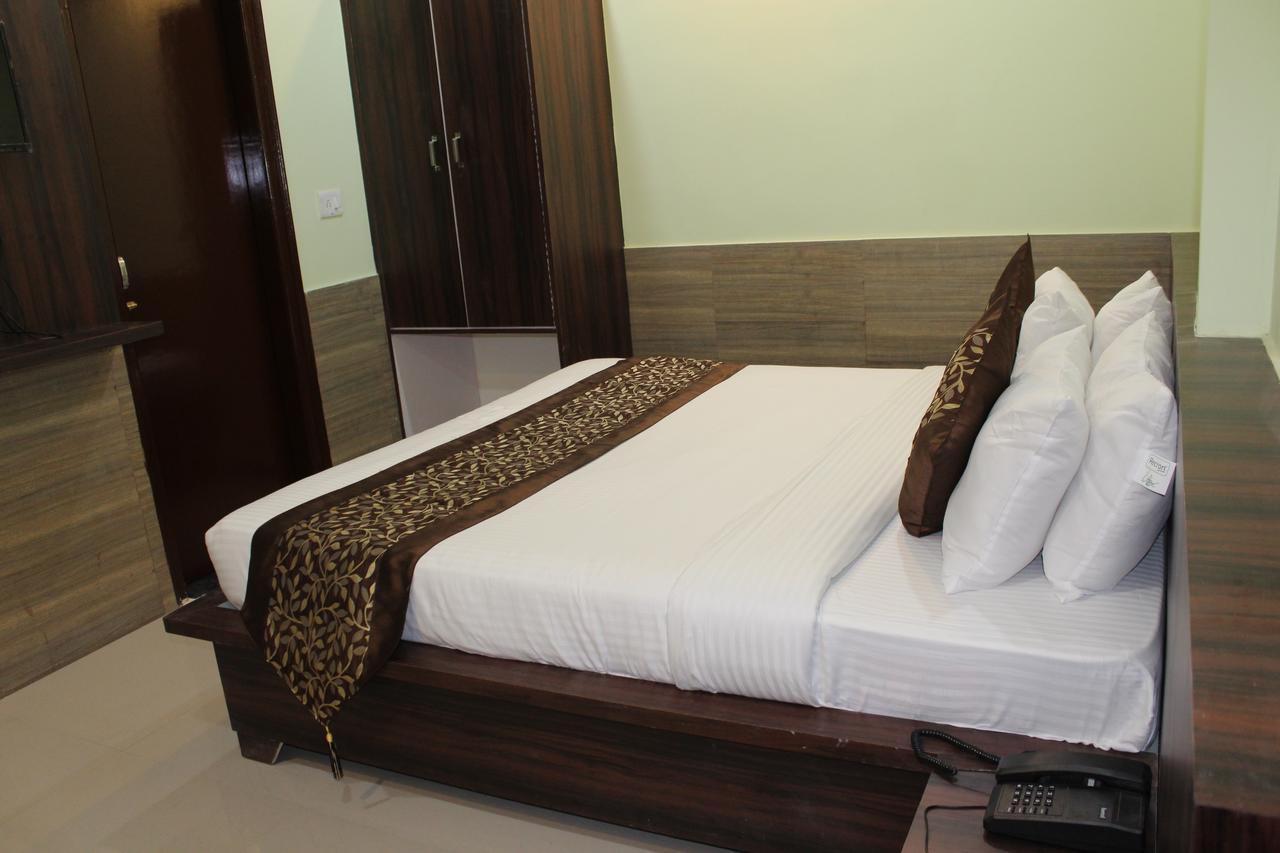 Trimrooms Haridwar Raiwala Exterior photo